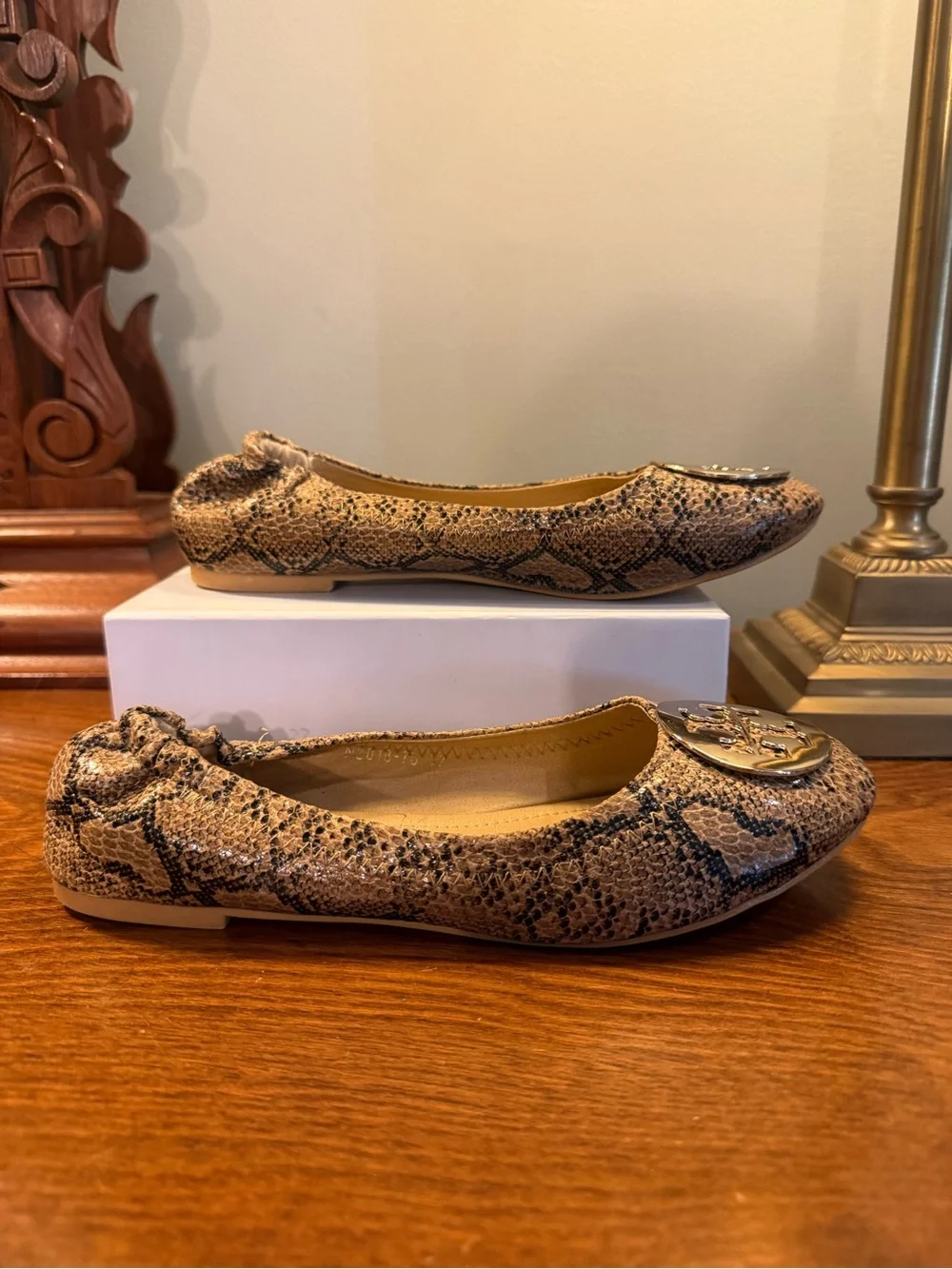 Tory Burch Reva Brown Snakeskin Gold Logo Ballet Flats Size UK 37/US 6 $328